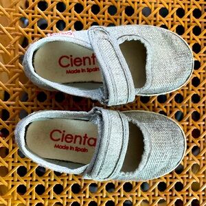 Cienta silver shoes, toddler 21, GUC